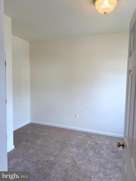 11103 SATURN COURT