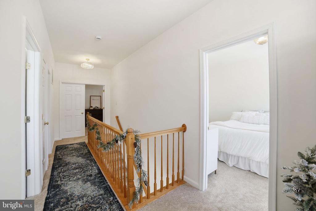 11103 SATURN COURT