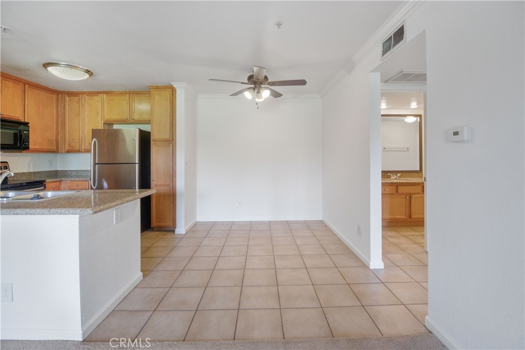 2045 Las Colinas Circle 206