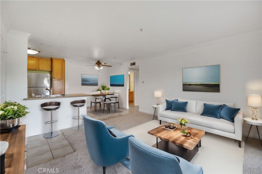 2045 Las Colinas Circle 206