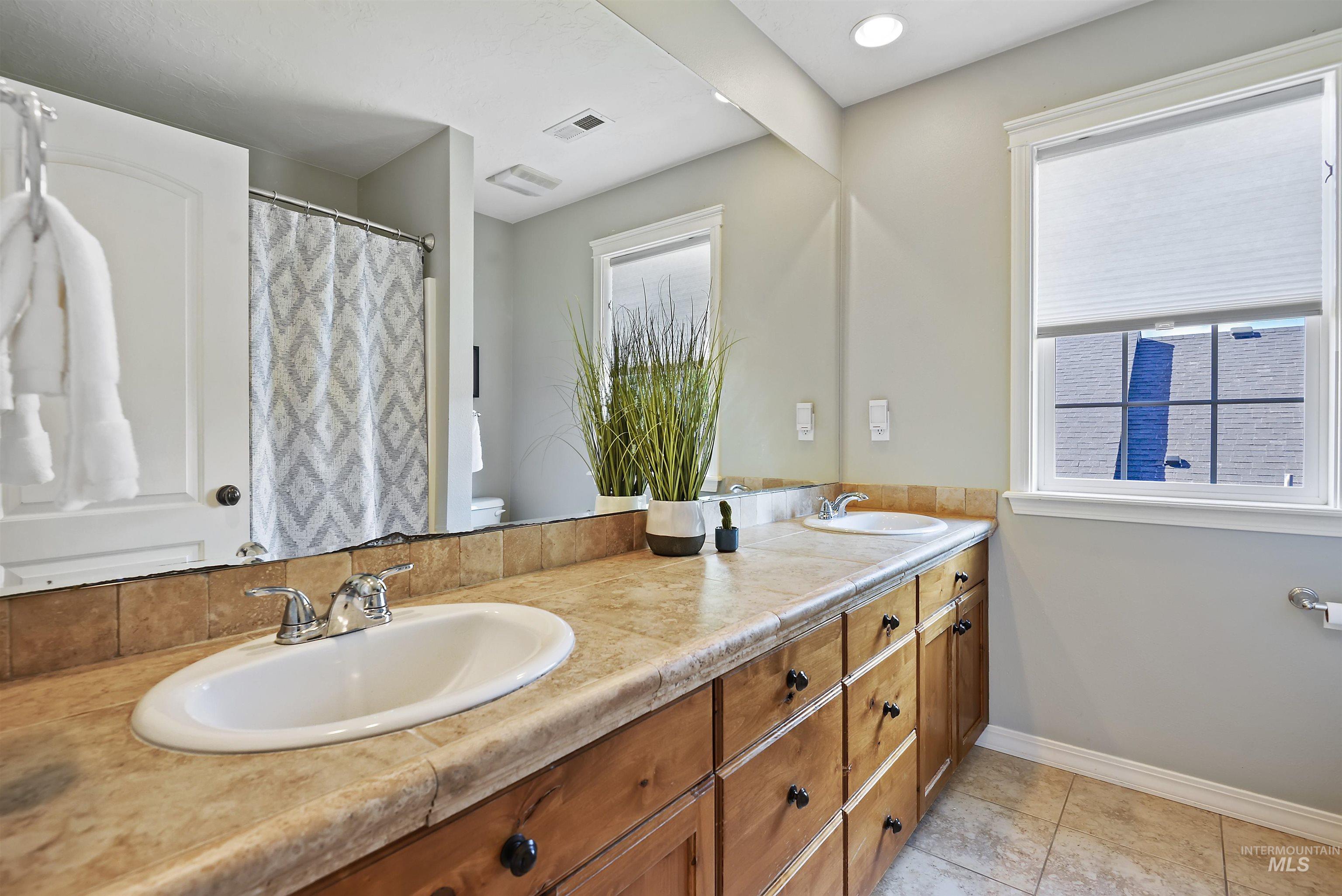 5377 W Parsons Drive