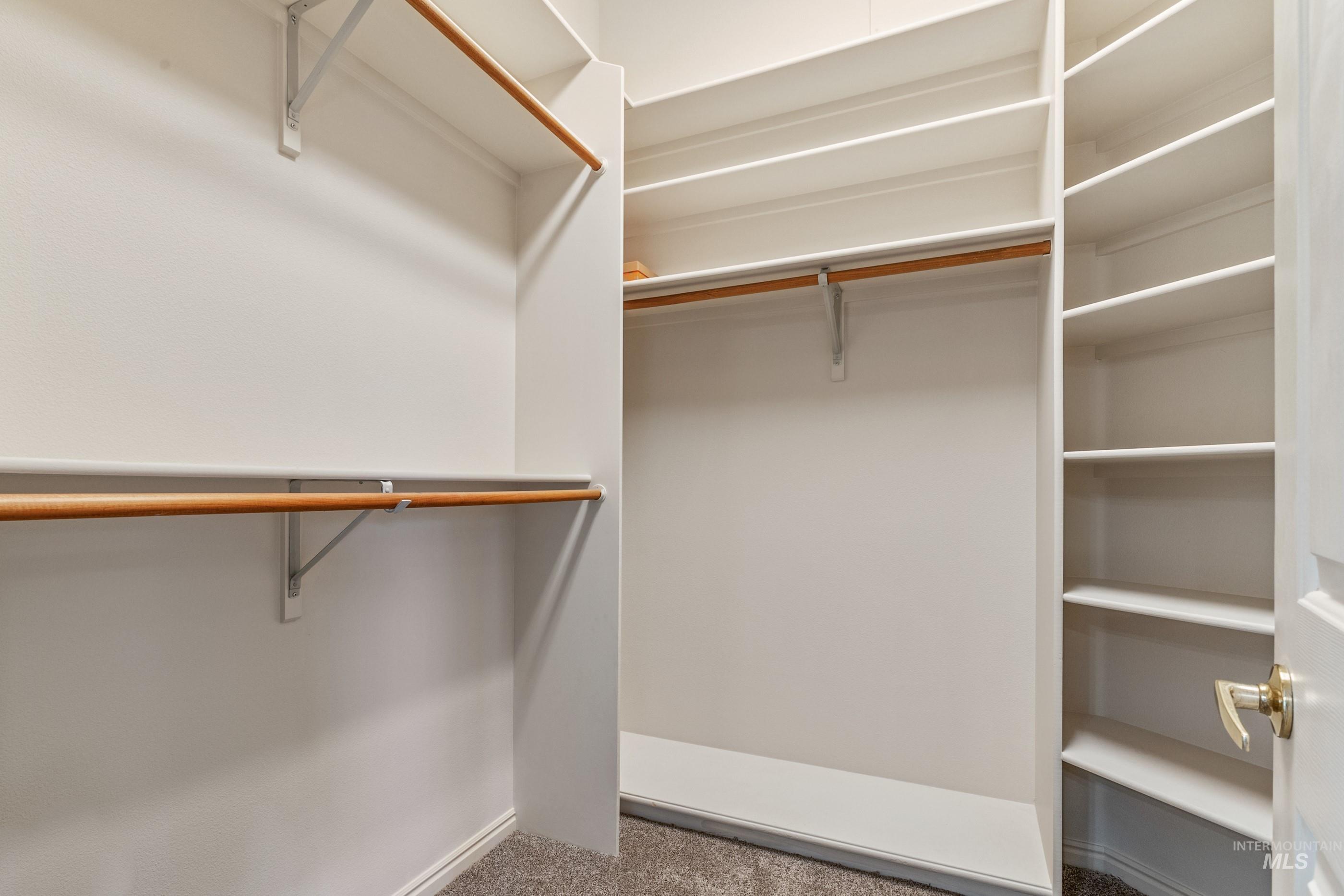 4993 N Rivervista Way