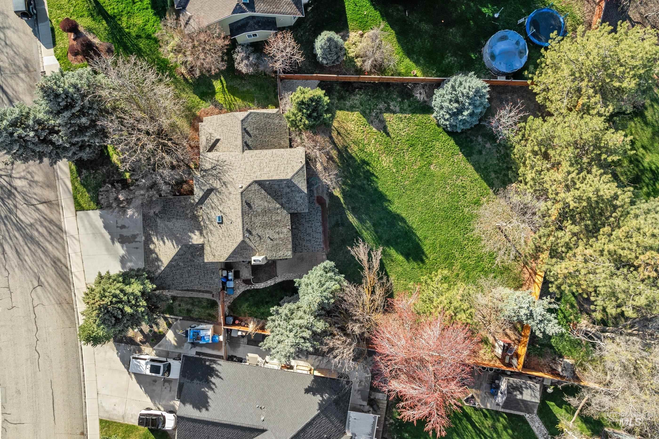 4993 N Rivervista Way