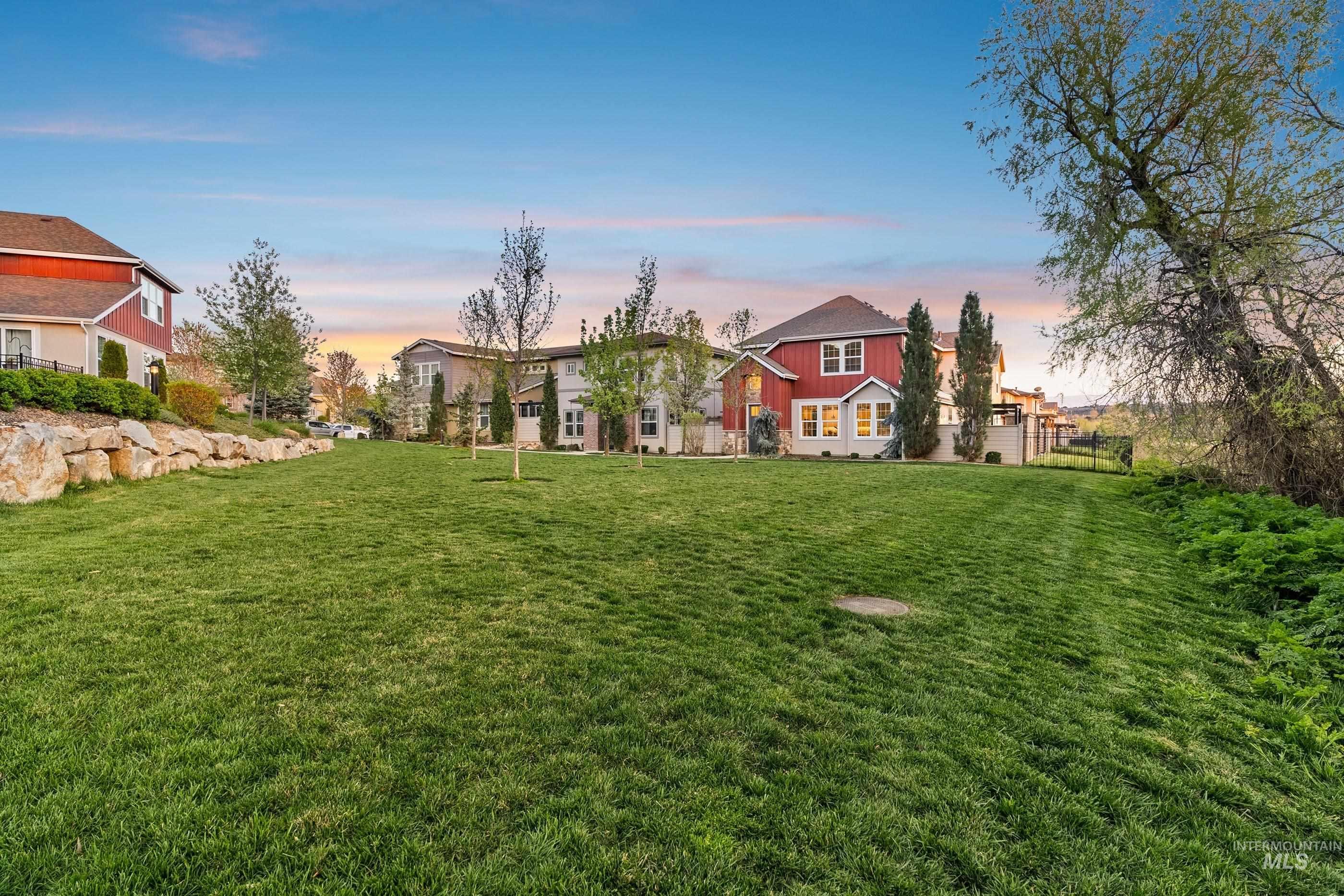 3515 S Pheasant Tail Way