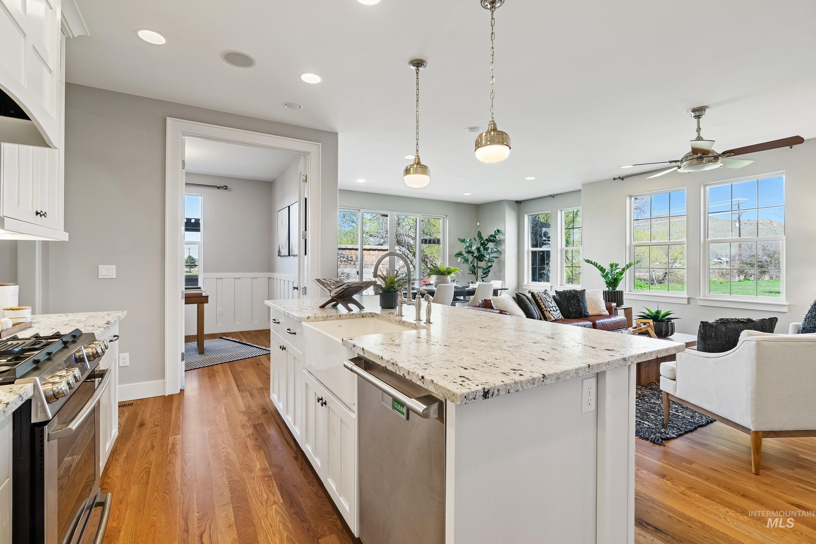 3515 S Pheasant Tail Way