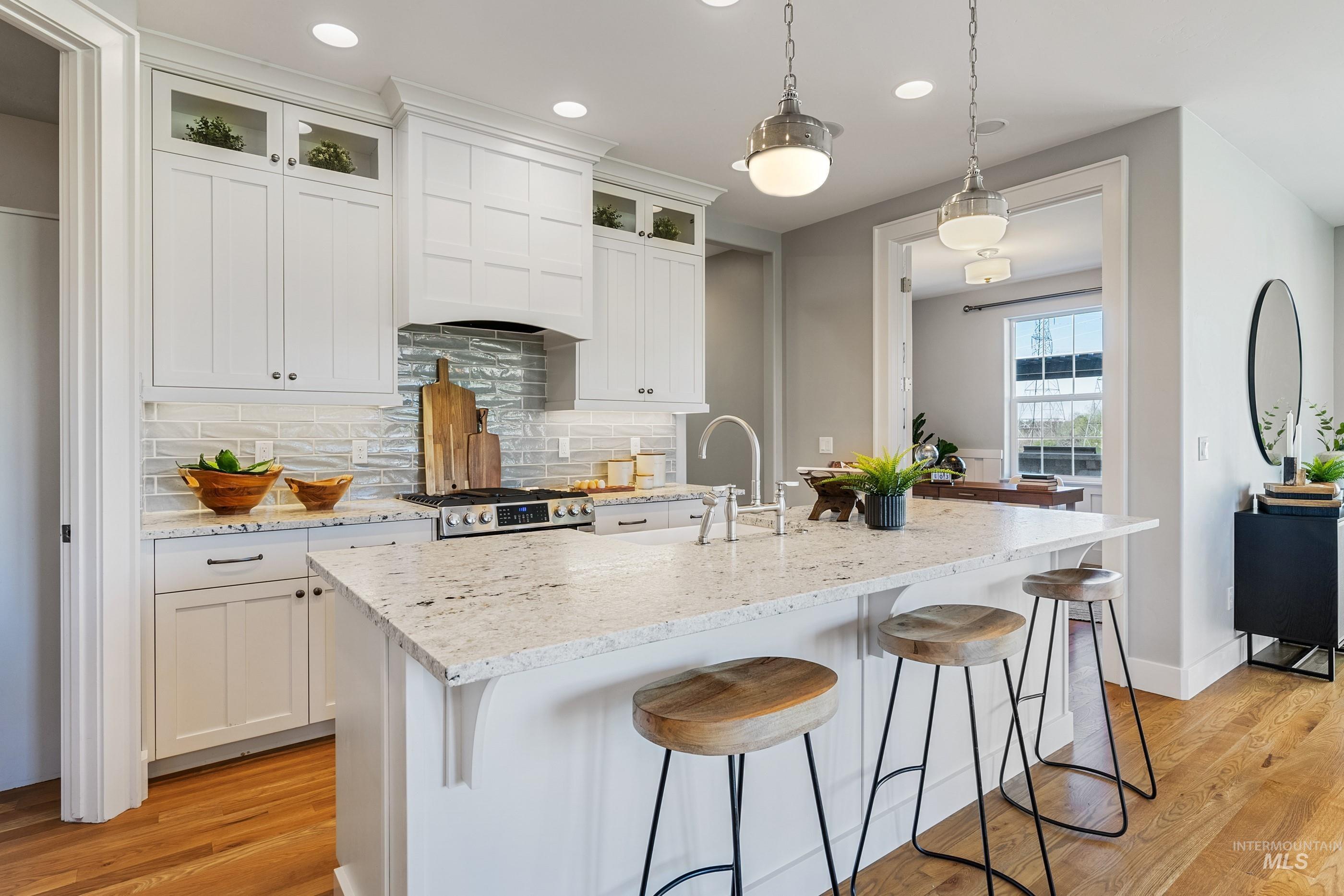 3515 S Pheasant Tail Way