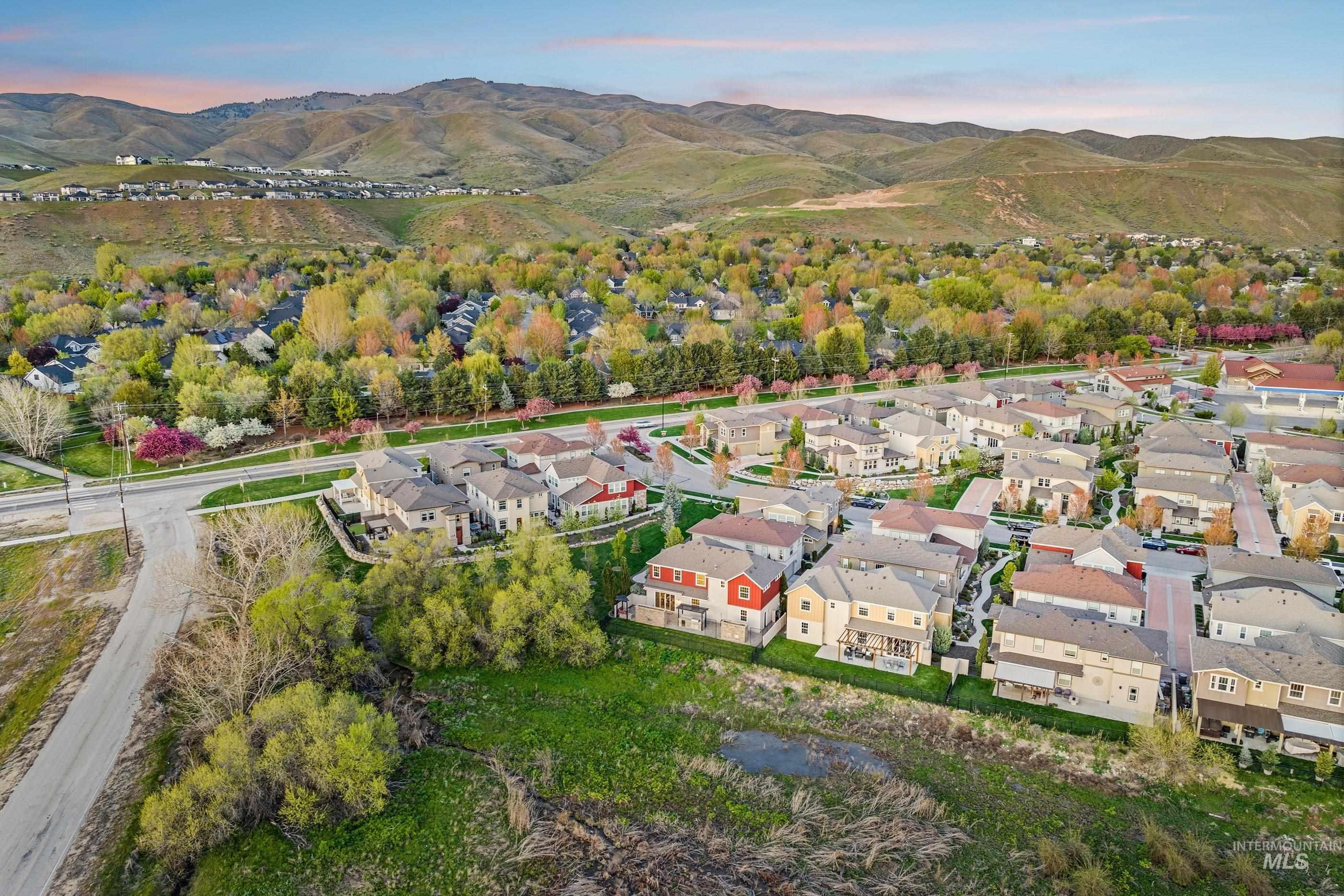 3515 S Pheasant Tail Way