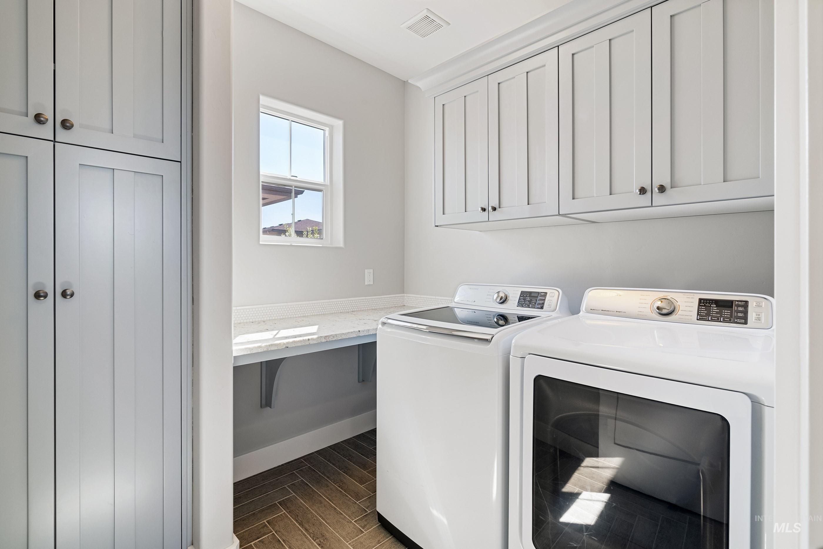 3515 S Pheasant Tail Way