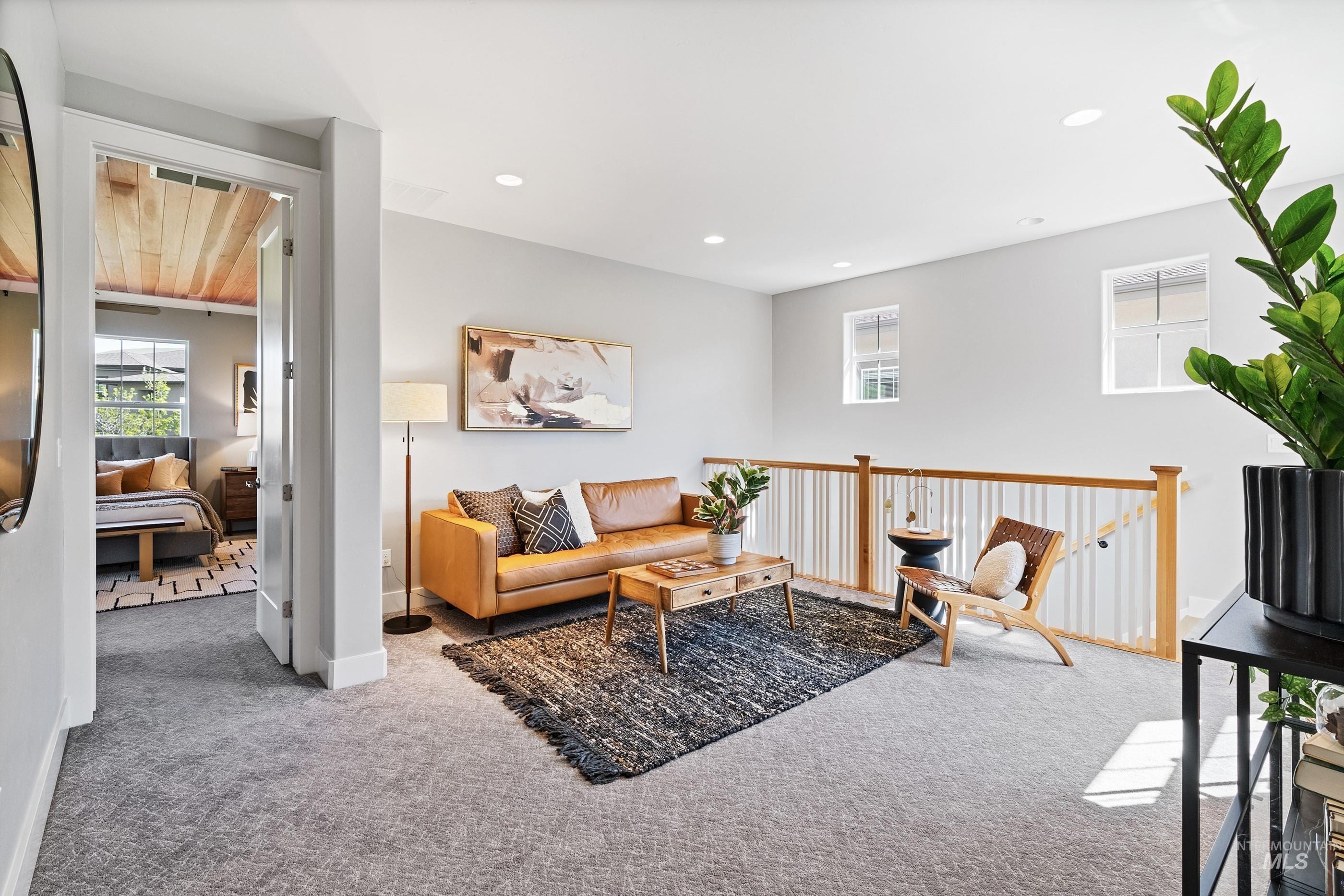 3515 S Pheasant Tail Way