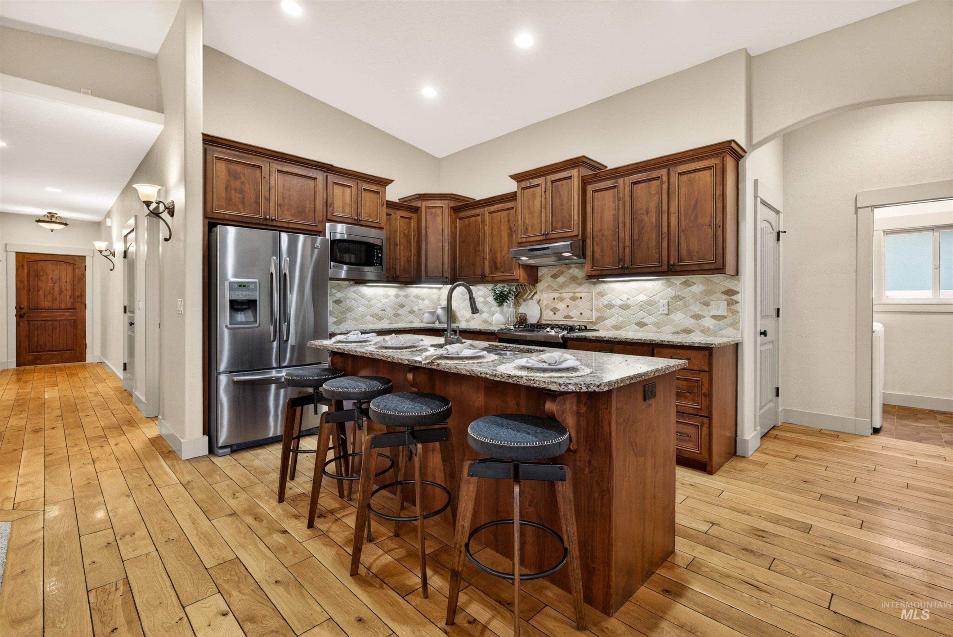 122 E Cholla Hills