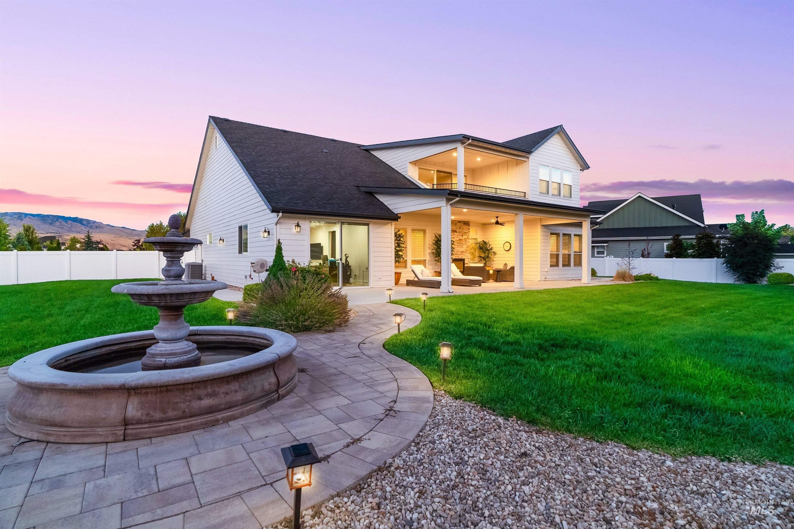 14315 N Otter Tail Way