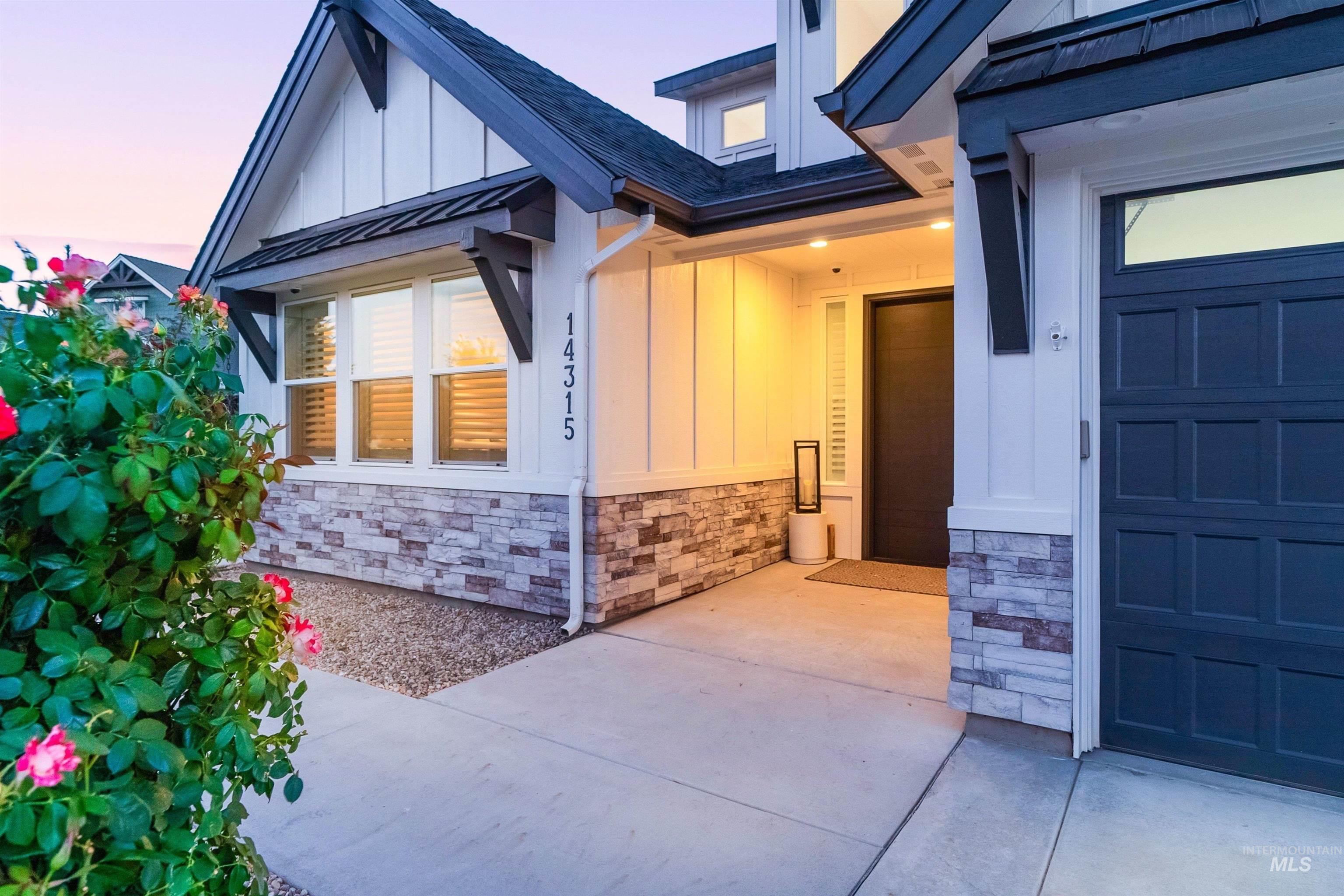 14315 N Otter Tail Way