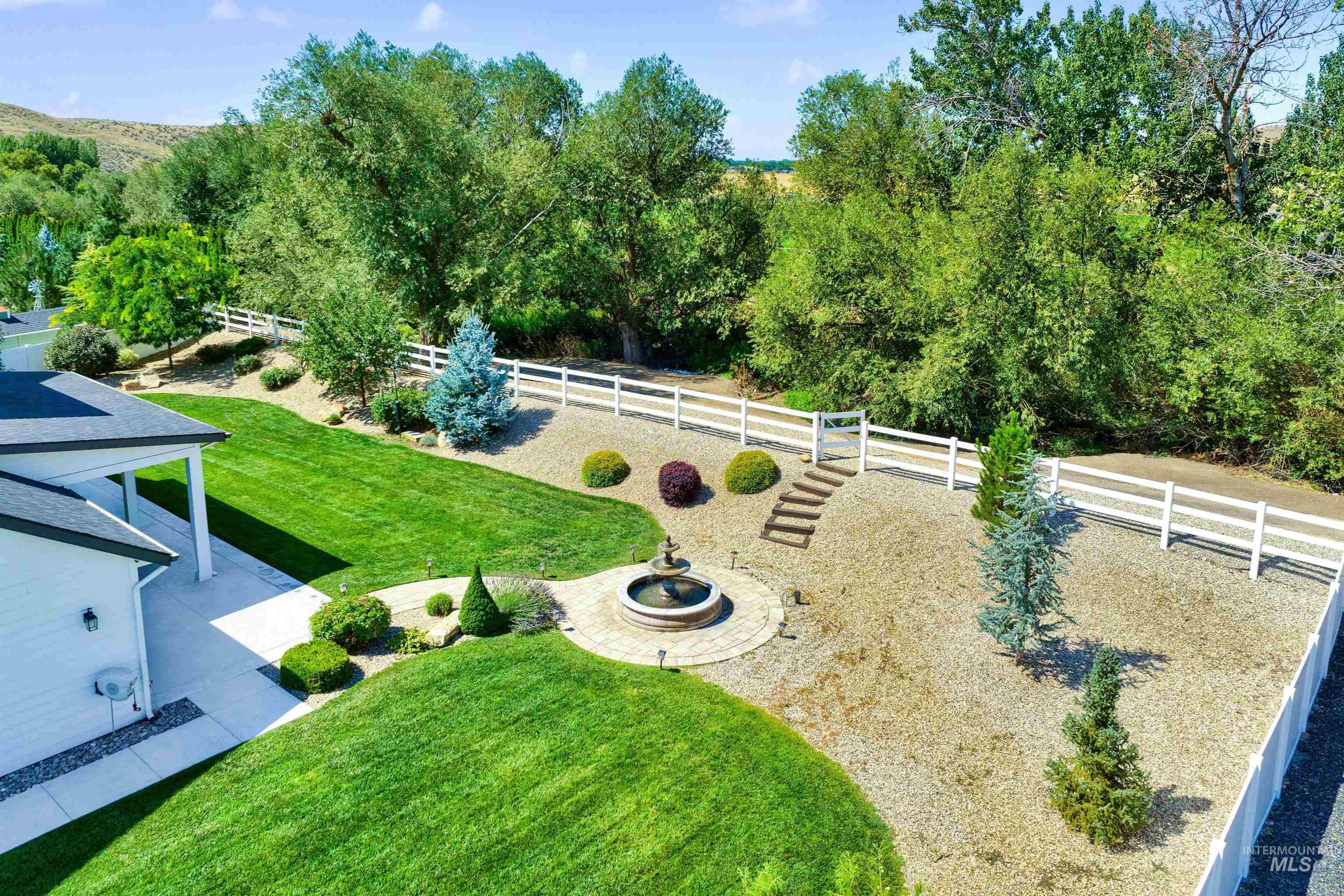14315 N Otter Tail Way