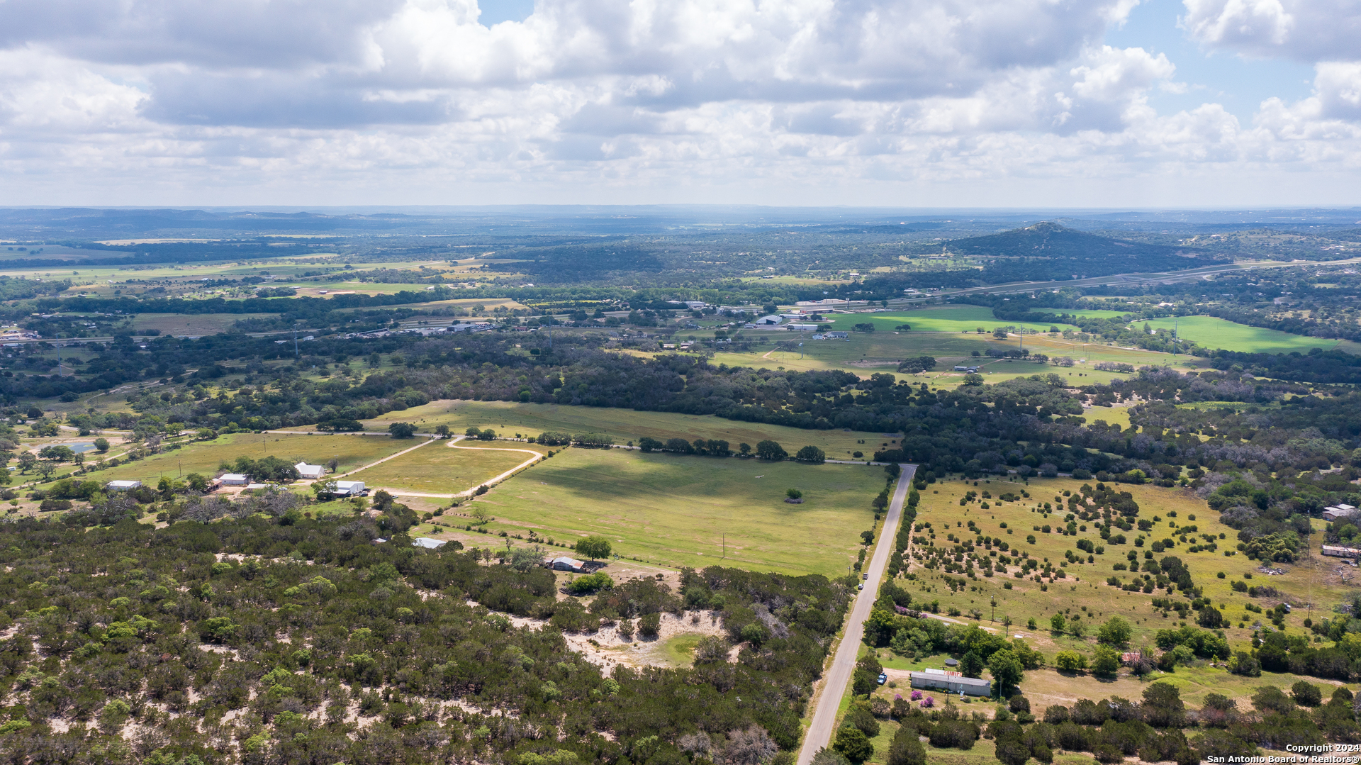 10 SKY LINE DR