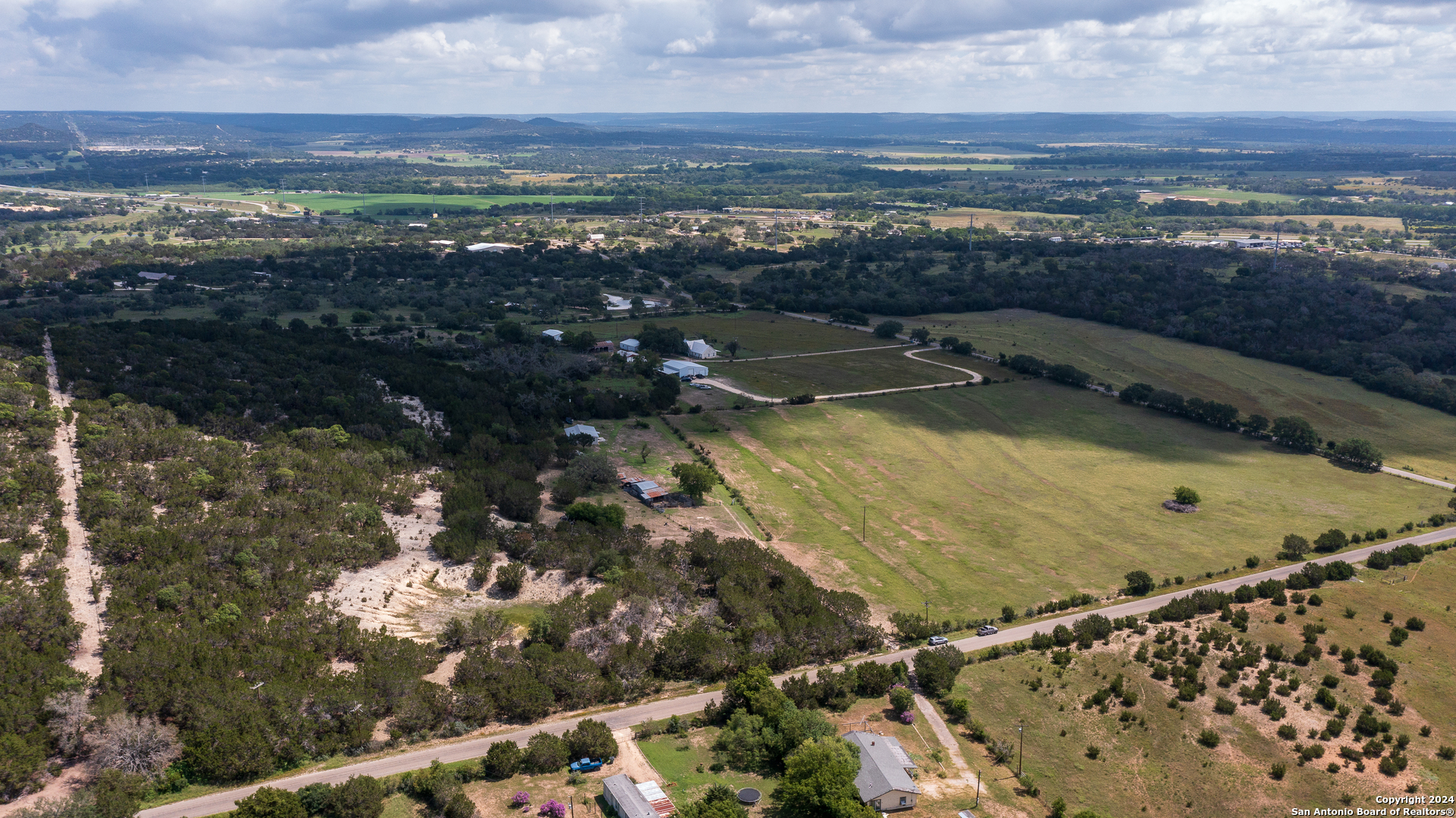 10 SKY LINE DR