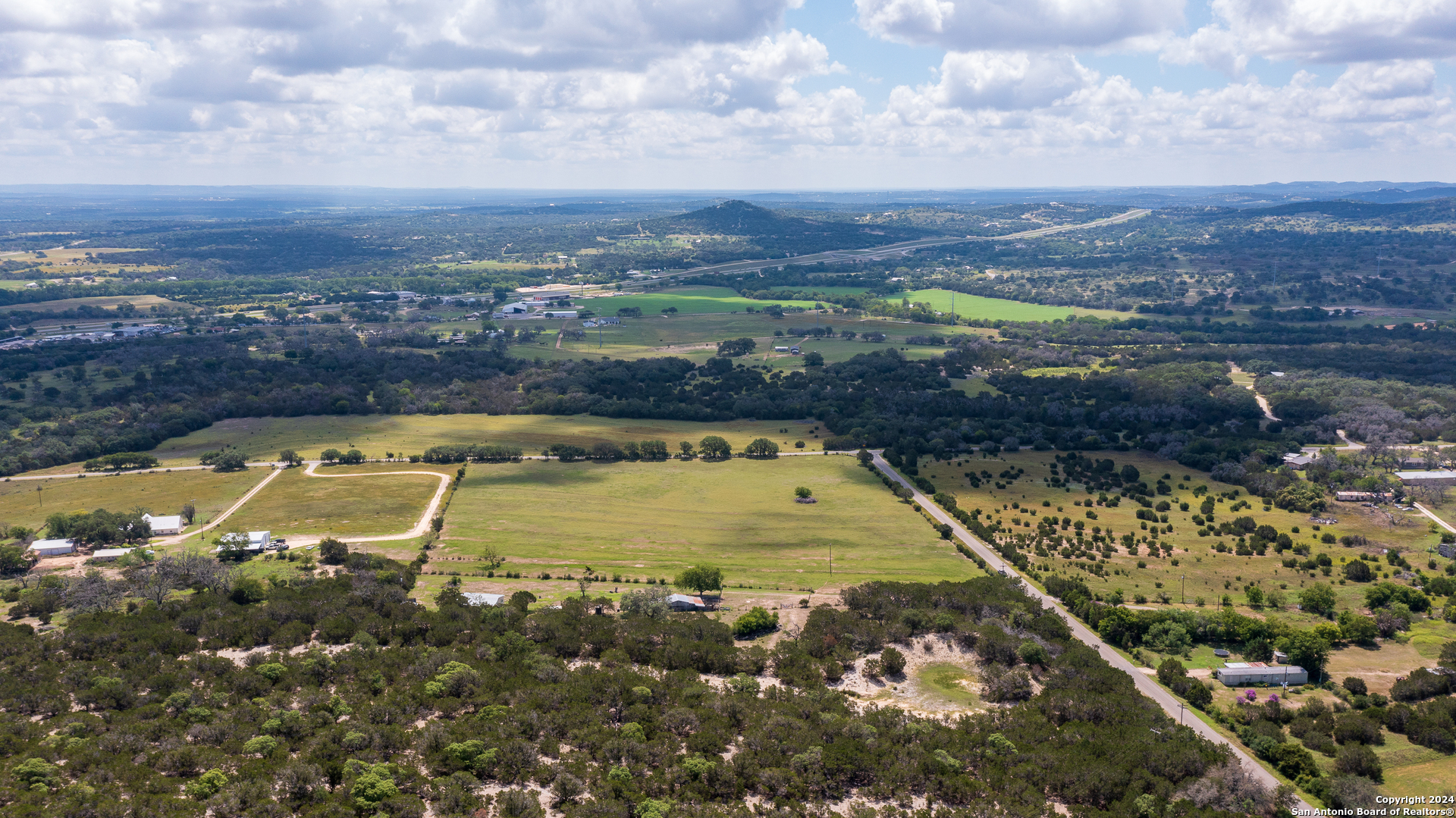 10 SKY LINE DR