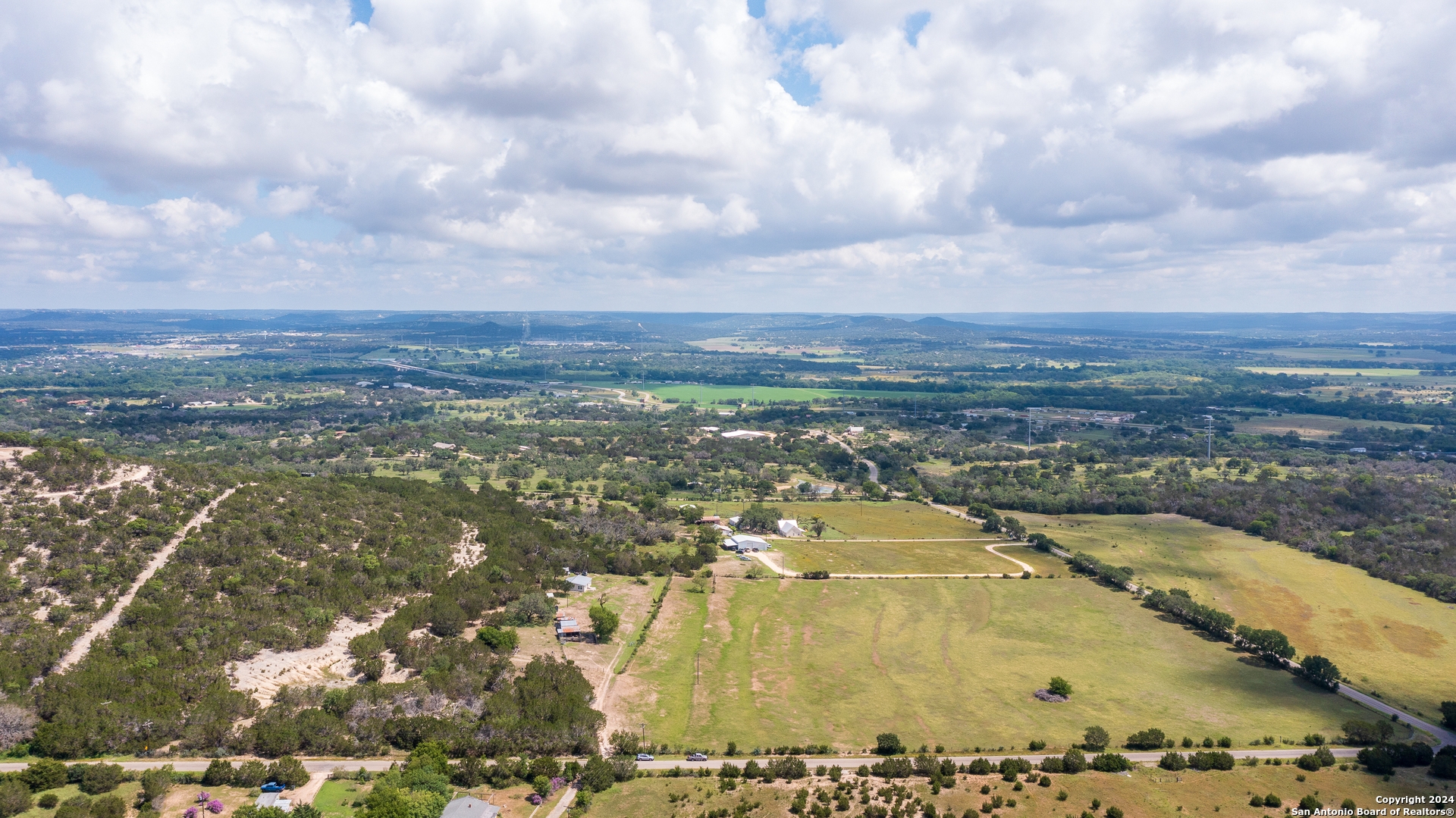 10 SKY LINE DR