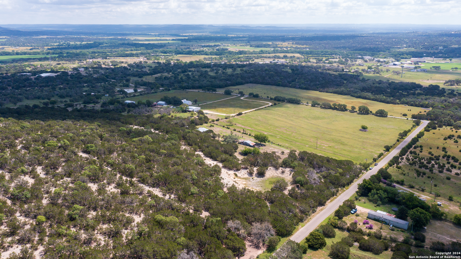 10 SKY LINE DR