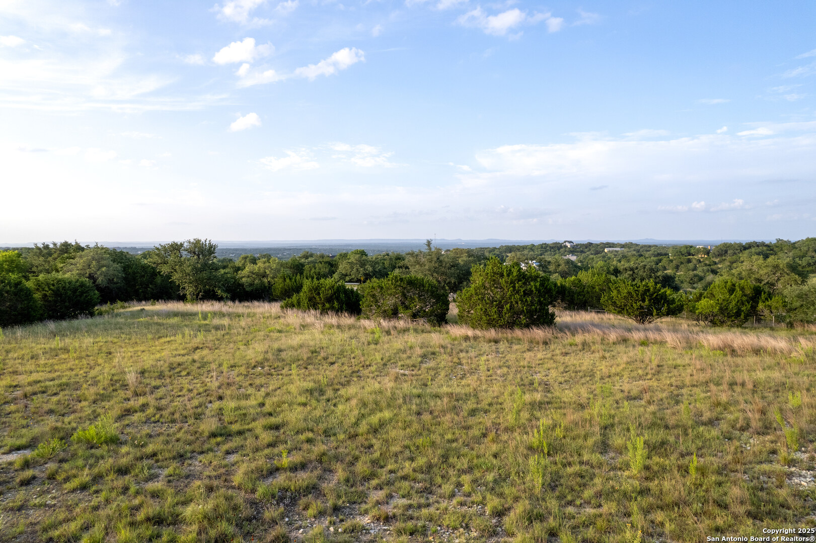 518 CORDILLERA TRCE