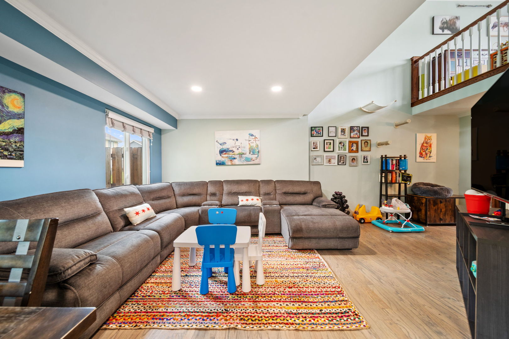 494 W Clare Court Unit: D