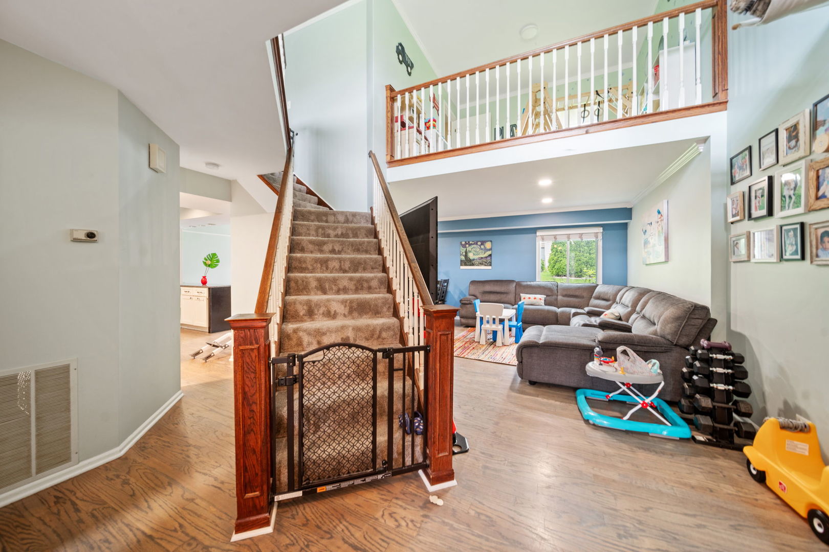 494 W Clare Court Unit: D
