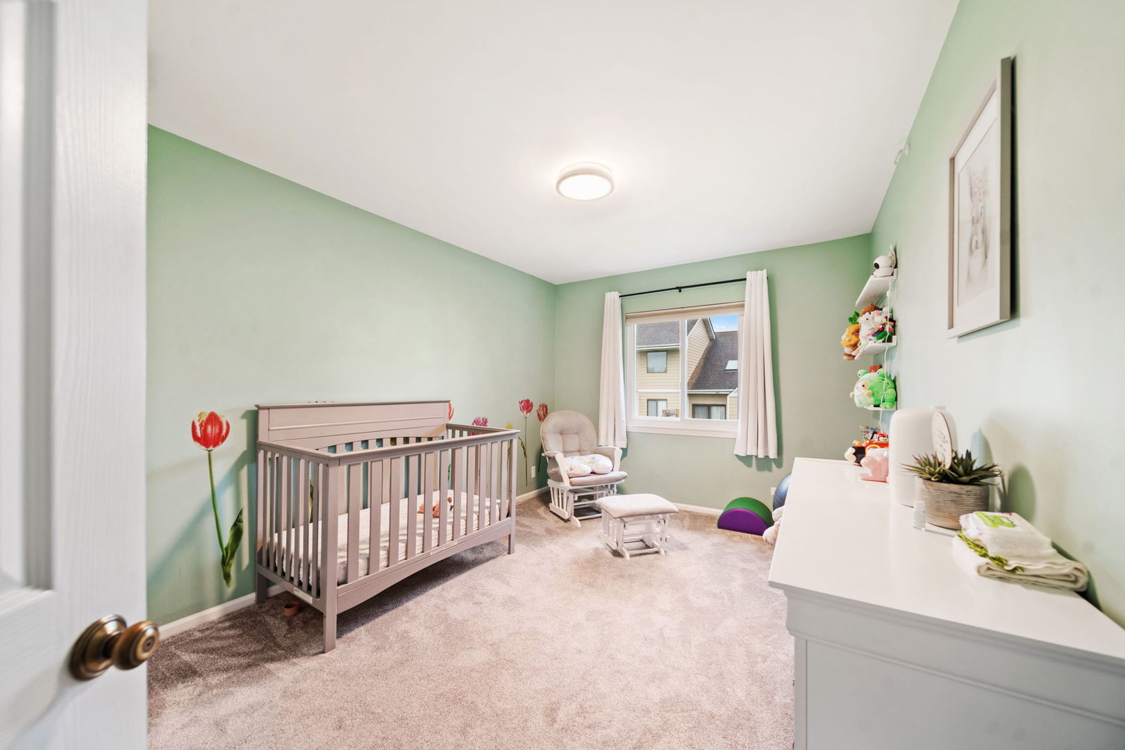 494 W Clare Court Unit: D
