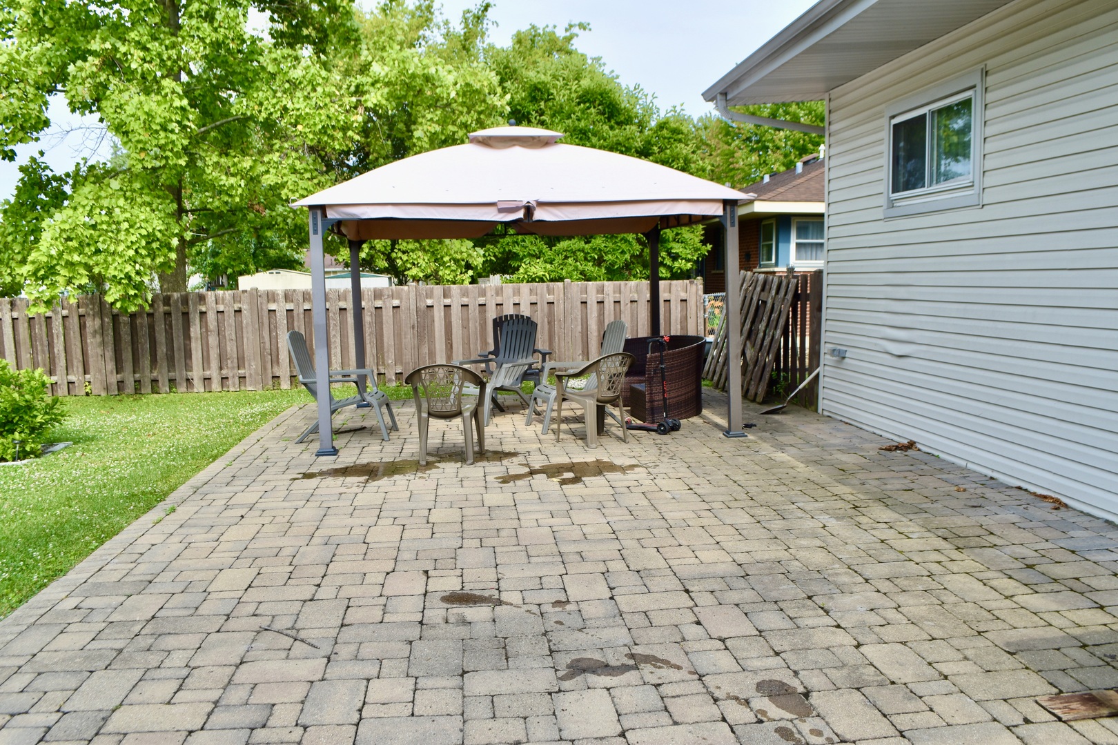 369 W Itasca Street