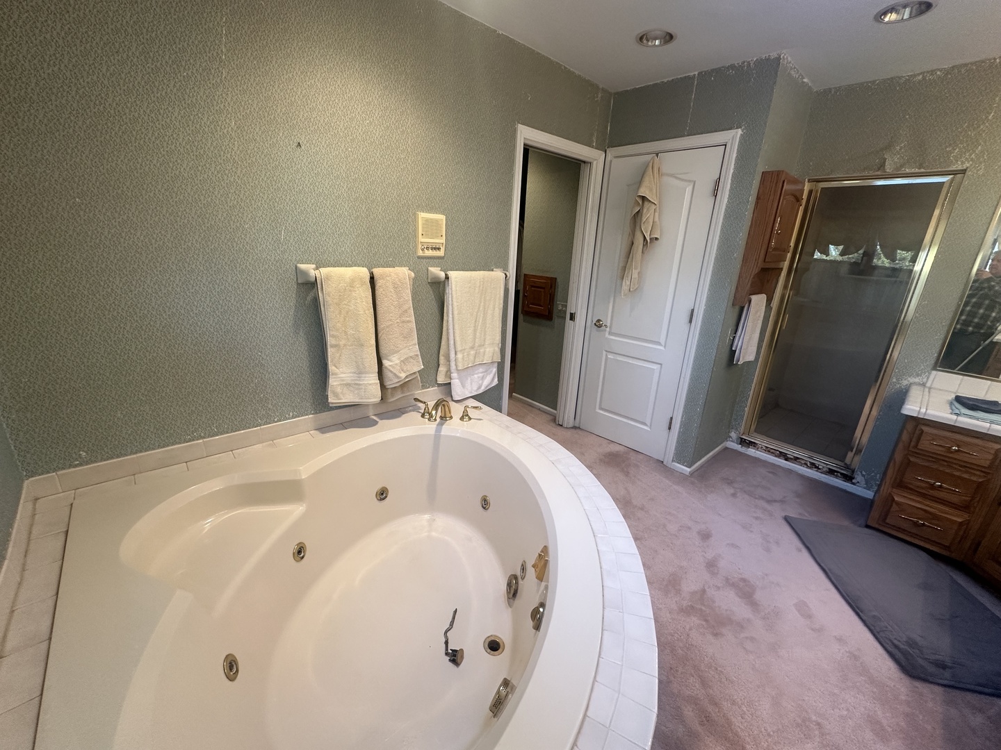 8301 Cambridge Court