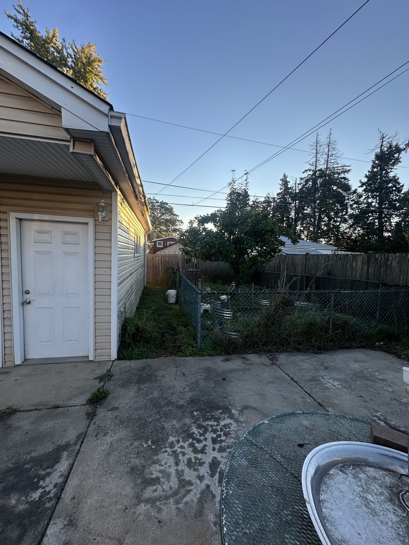 139 N Hemlock Avenue