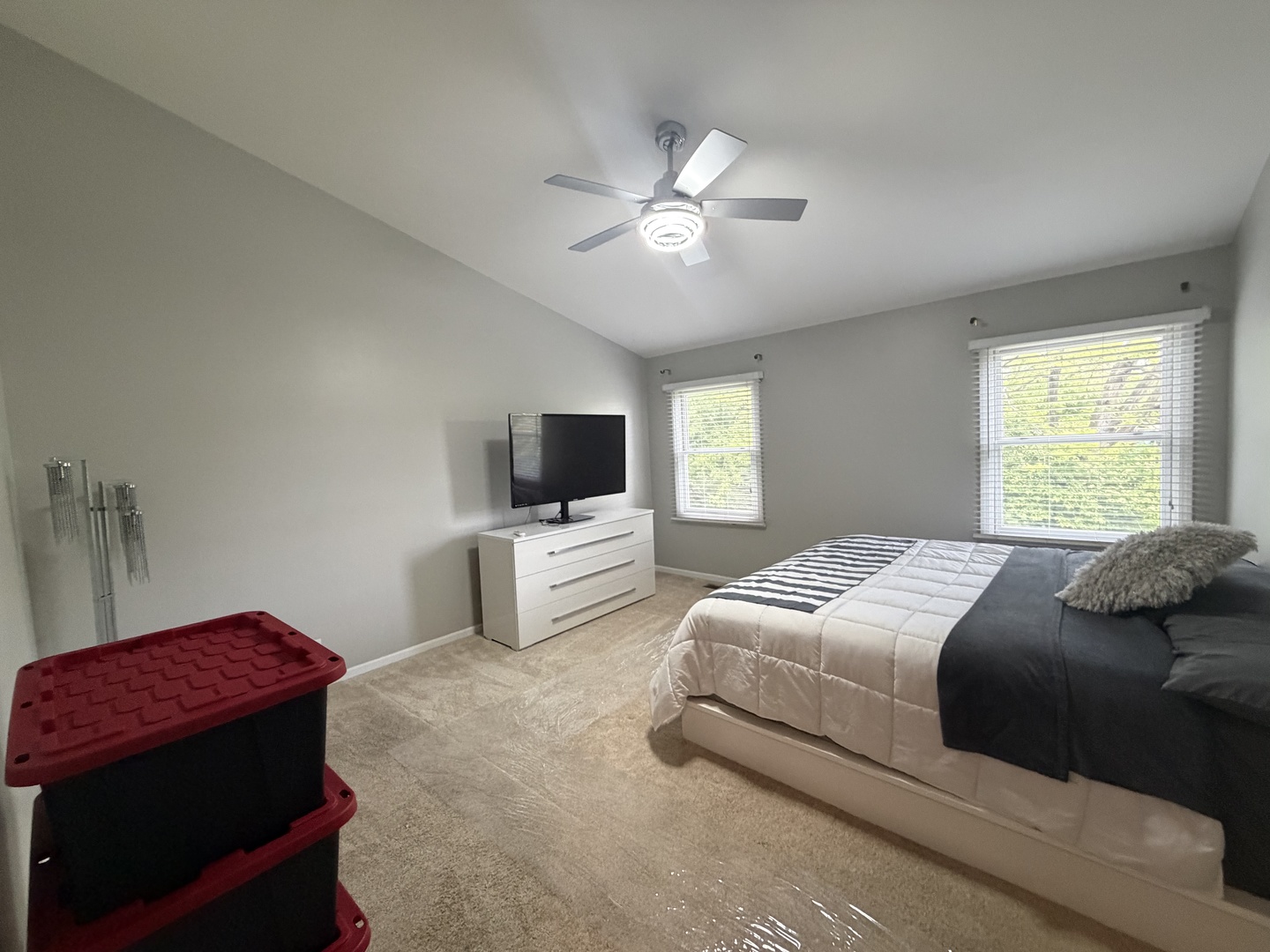 414 Spring Court W