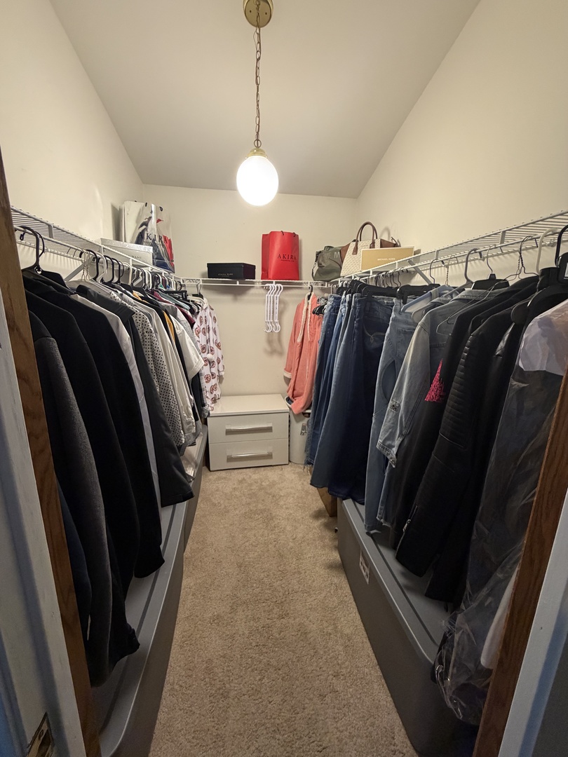 414 Spring Court W