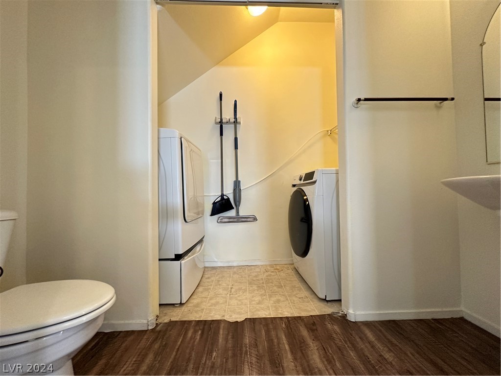 8754 Villa La Rae Avenue