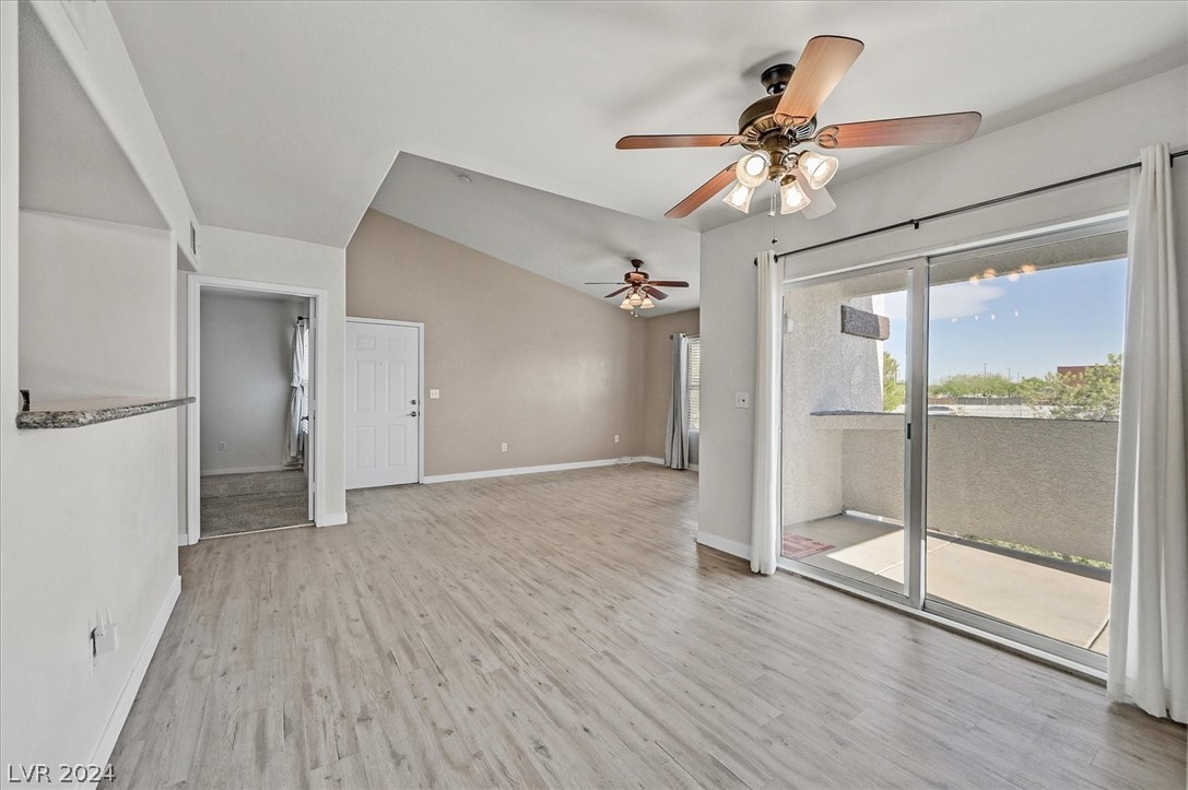 7255 West Sunset Road 2095