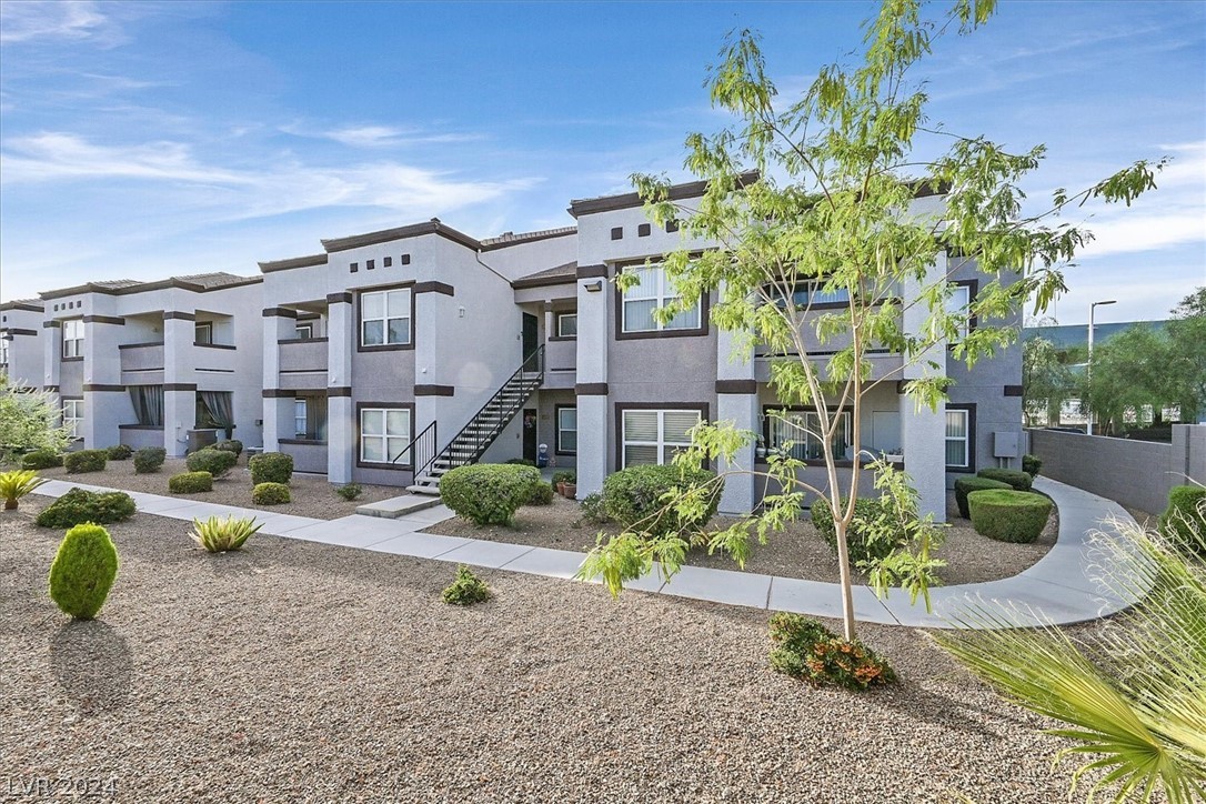 7255 West Sunset Road 2095