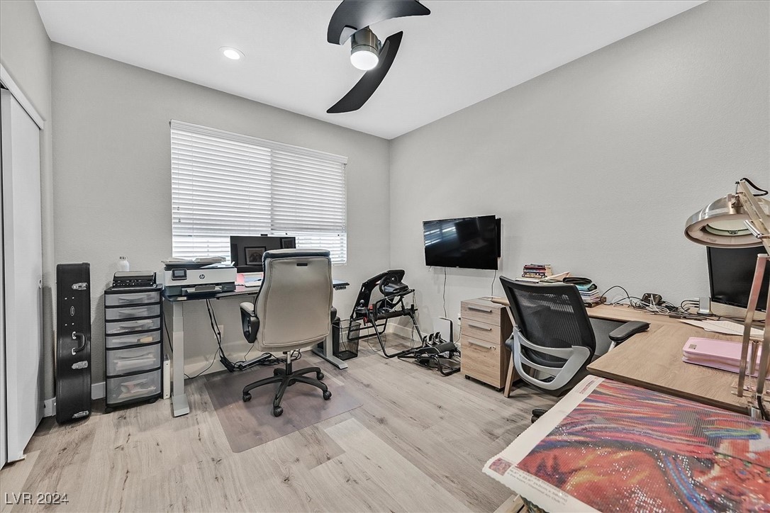 9901 Trailwood Drive 1059