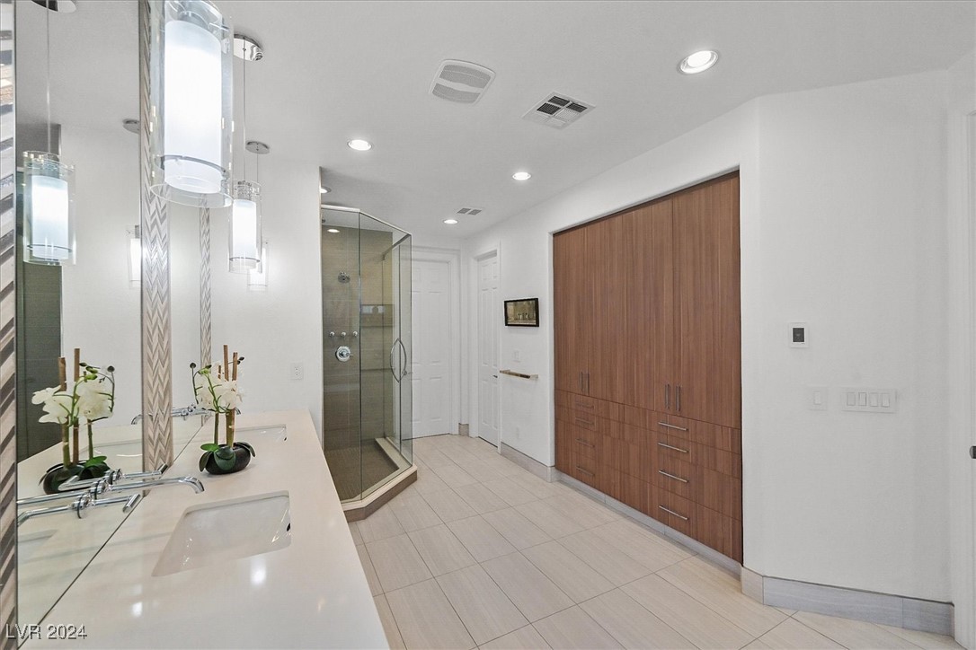 9508 Rocky Cliff Place