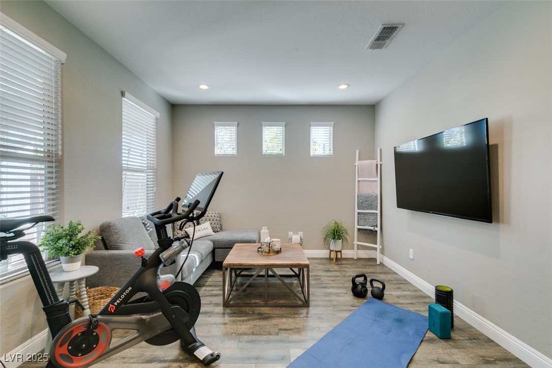 9519 Chandler Springs Avenue