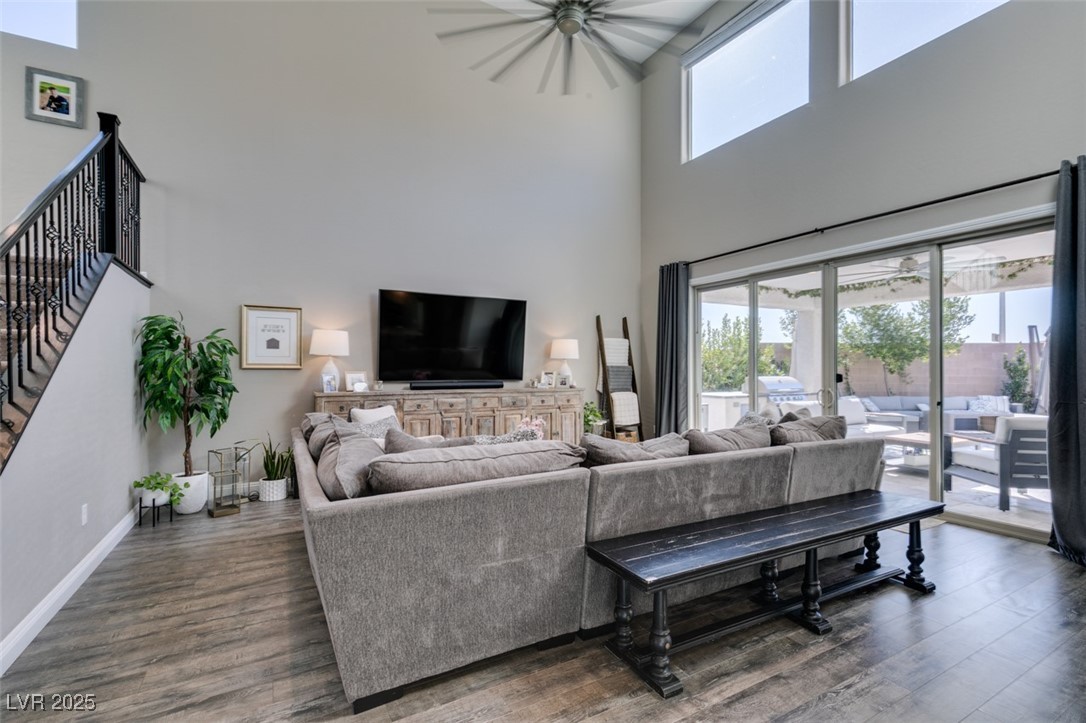 9519 Chandler Springs Avenue