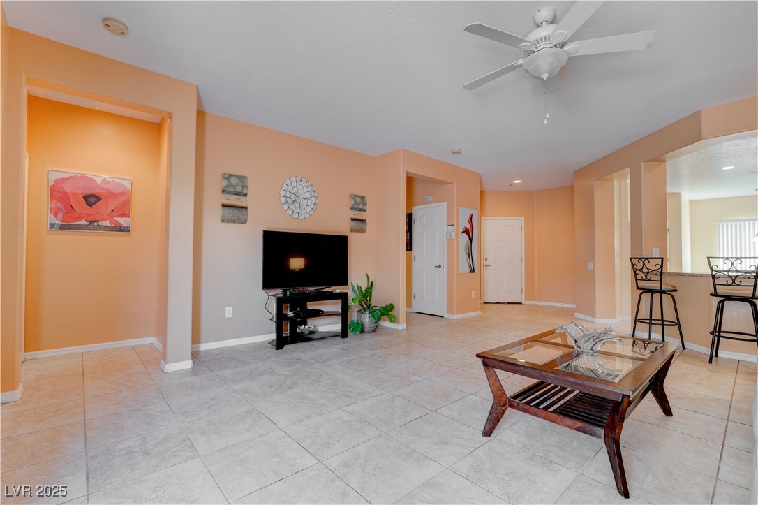 4140 Gliding Gulls Avenue