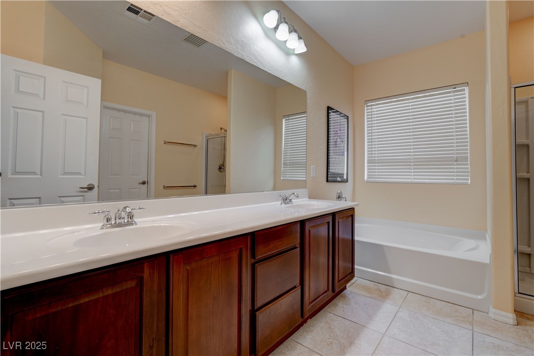 4140 Gliding Gulls Avenue