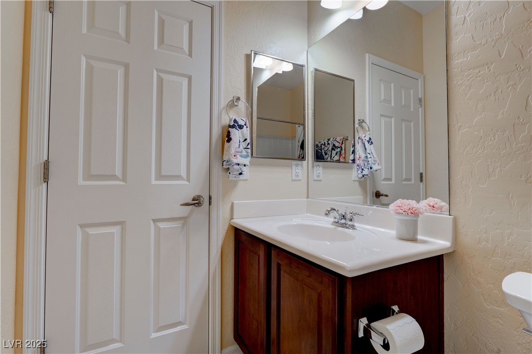 4140 Gliding Gulls Avenue