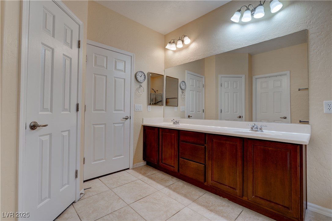 4140 Gliding Gulls Avenue