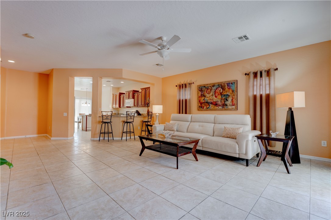 4140 Gliding Gulls Avenue