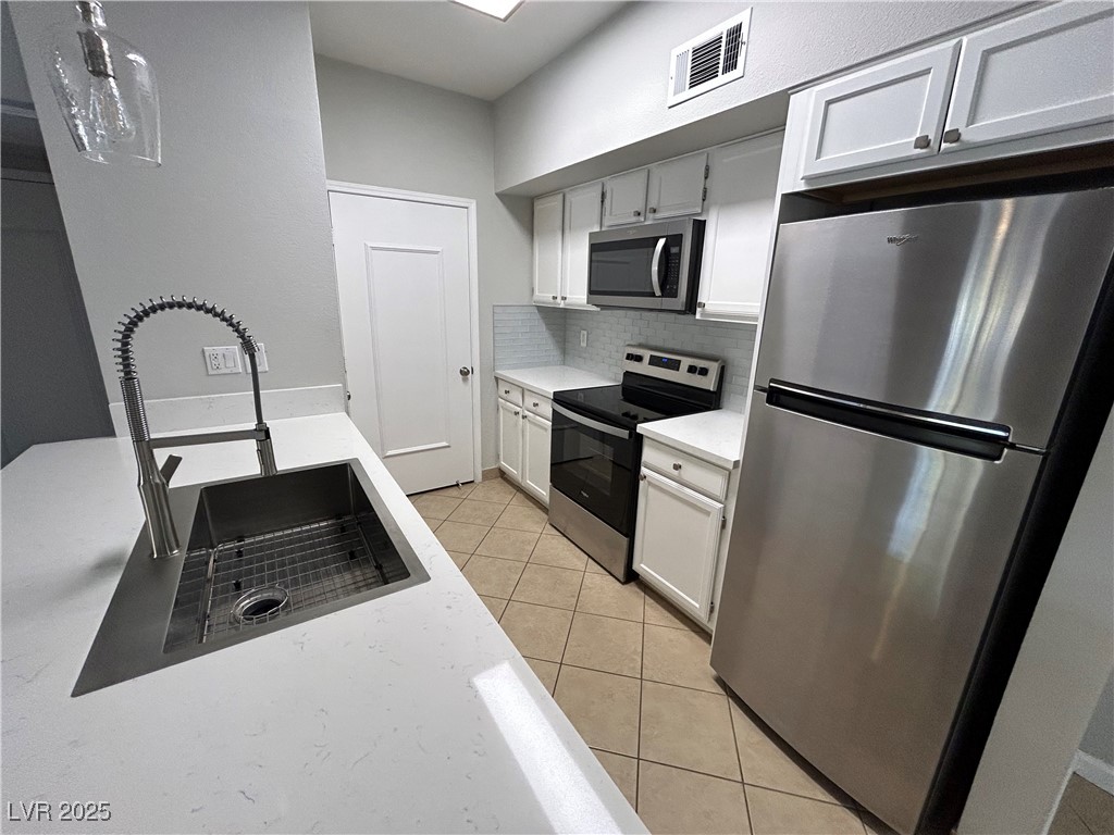 6650 West Warm Springs Road 1013