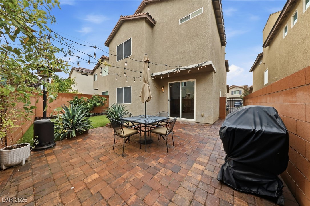 8243 Nebula Cloud Avenue