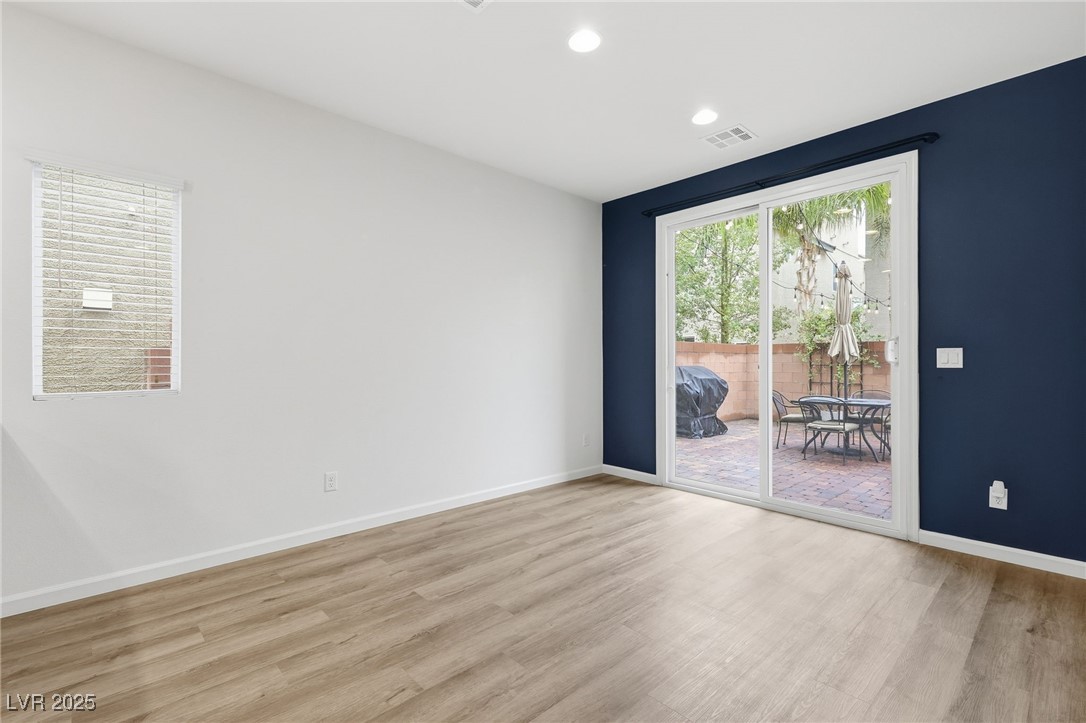 8243 Nebula Cloud Avenue