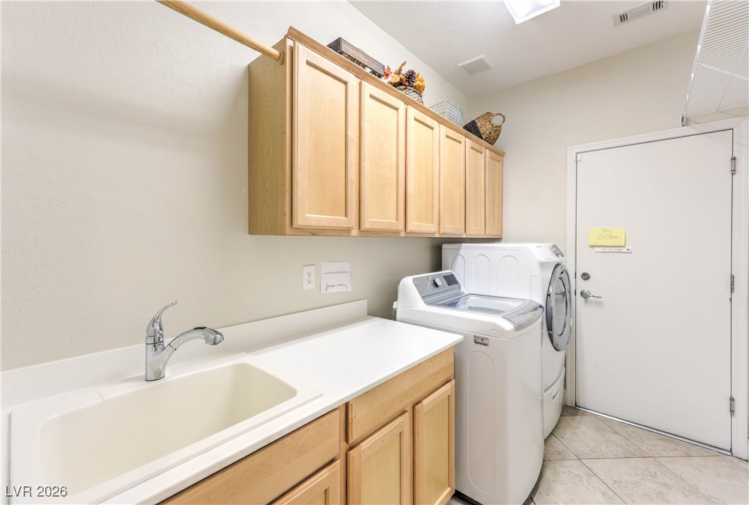 7436 Goosander Street