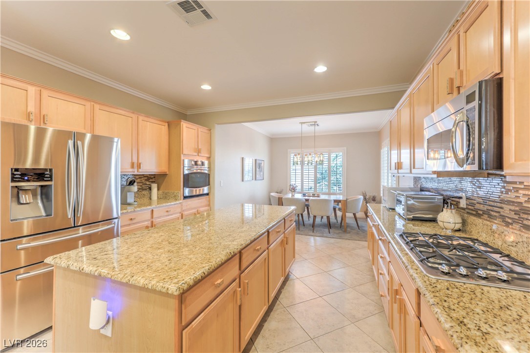 7436 Goosander Street