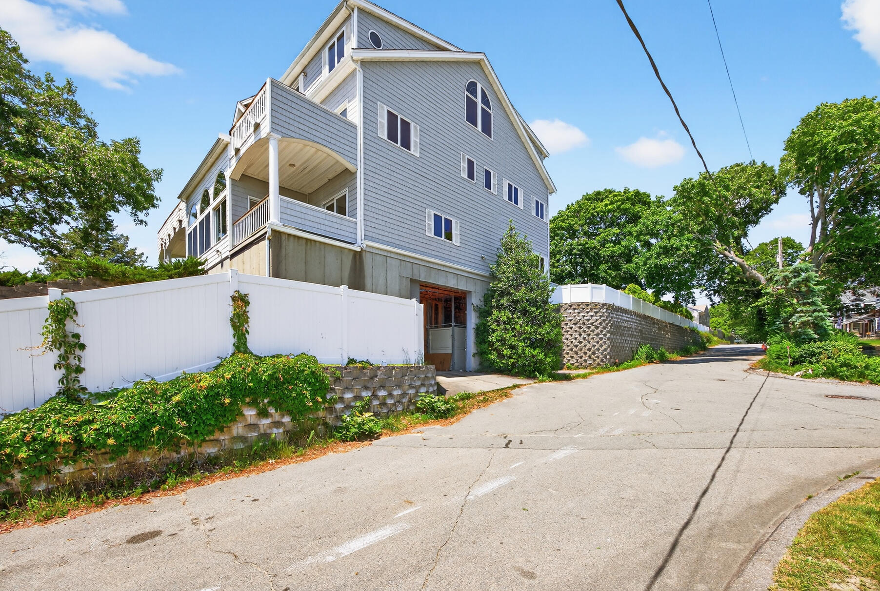 12 Groveland Street