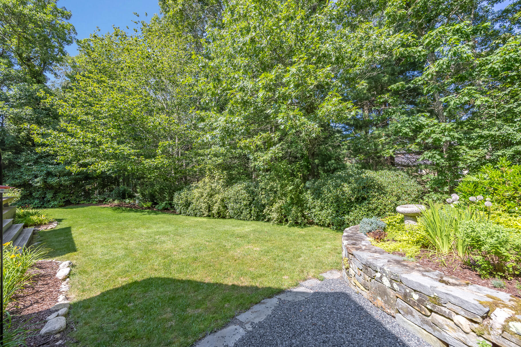 66 Clear Pond Road